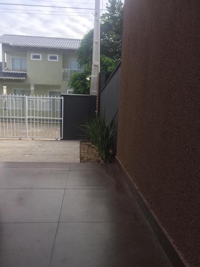 Casa Enseada Proximo Ao Mar E Comercios Com 2 Ar Split Sao Francisco do Sul Eksteriør billede