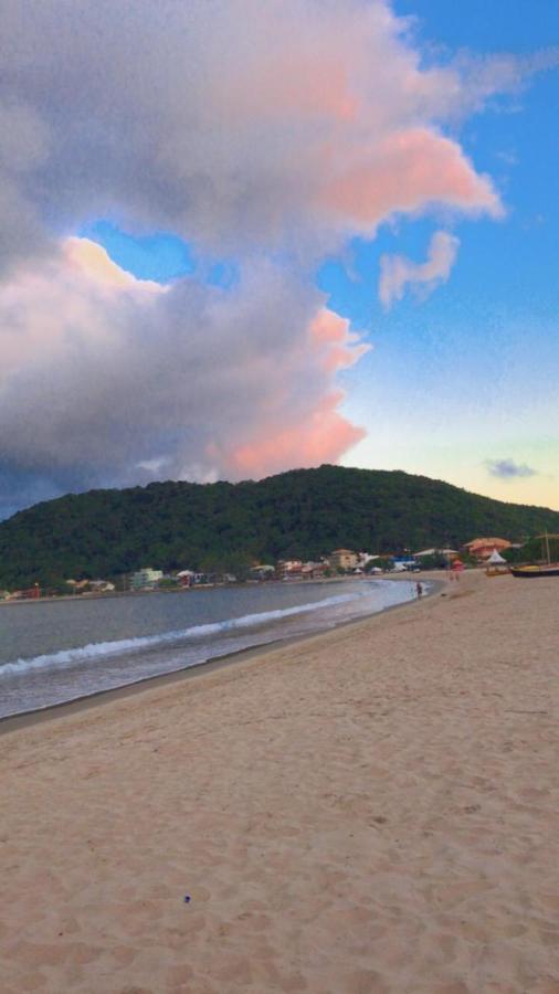 Casa Enseada Proximo Ao Mar E Comercios Com 2 Ar Split Sao Francisco do Sul Eksteriør billede
